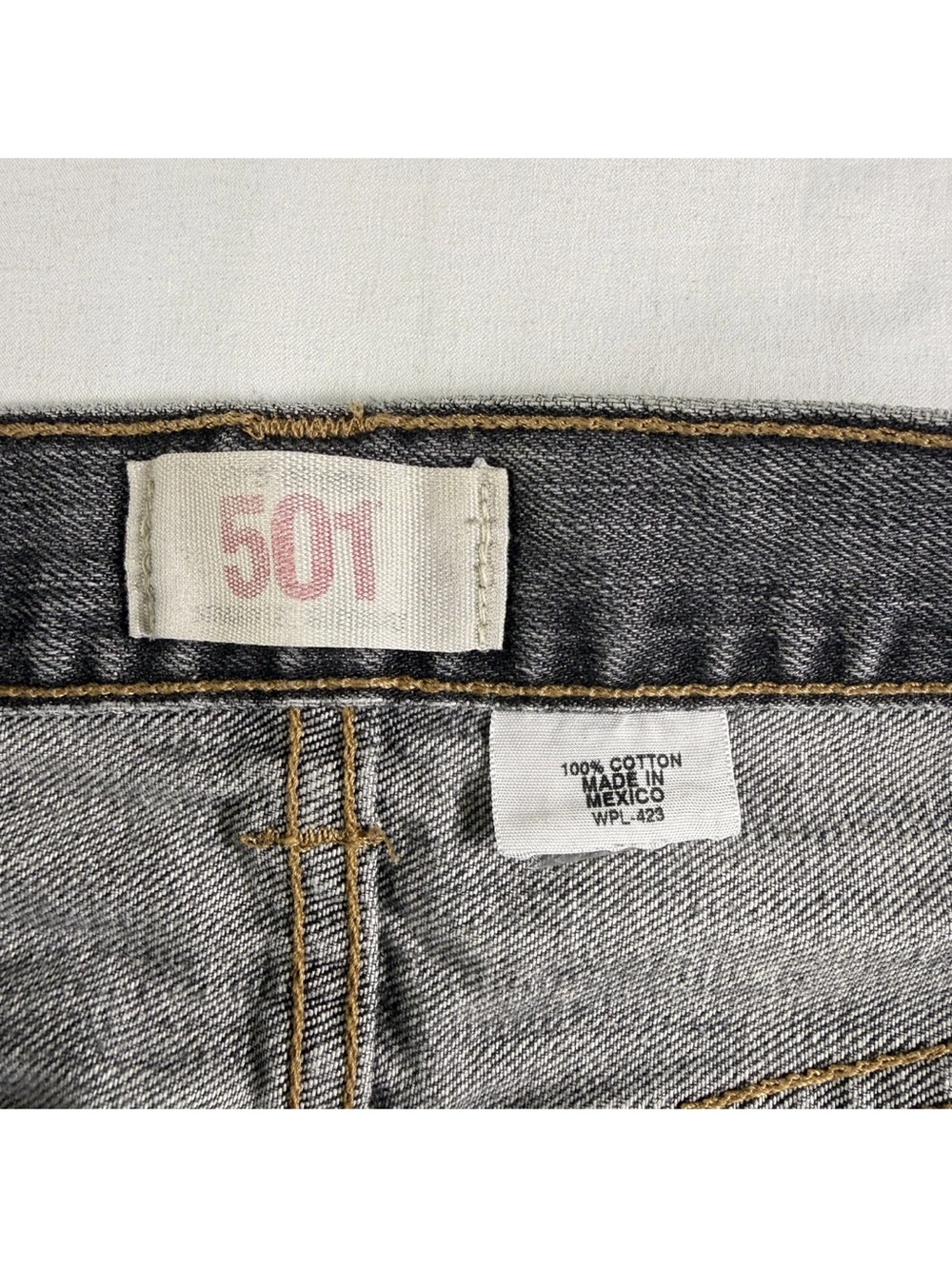 Y2K Levis 501 Jeans Mens 36x32 Gray Black Button Fly Straight Leg Denim Vintage